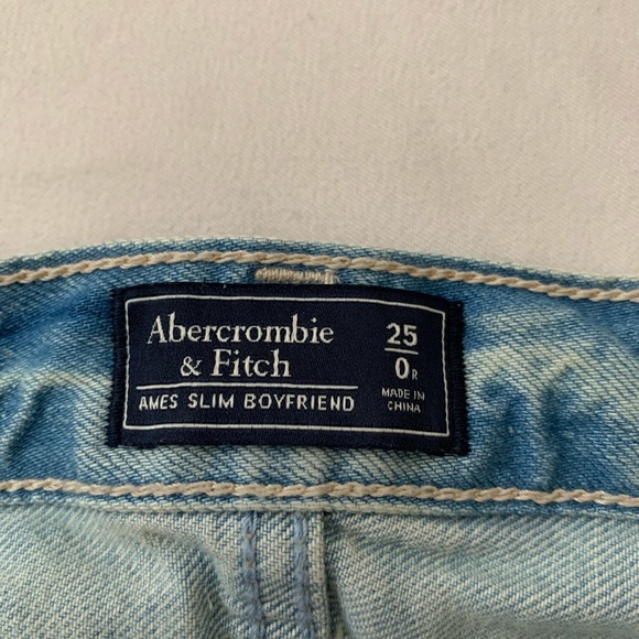 Abercrombie Jeans - Picture 4 of 5